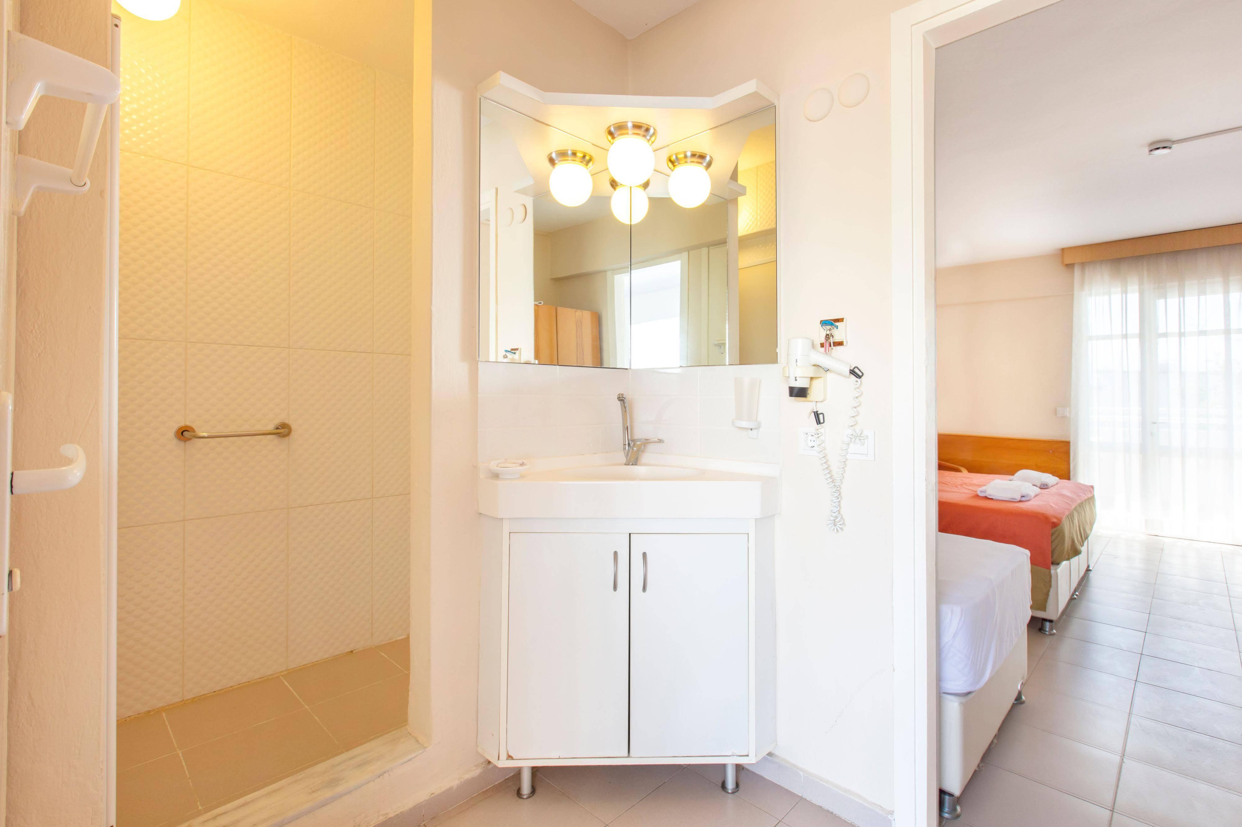 Hotel Golden Gate Kuşadası Dış mekan fotoğraf
